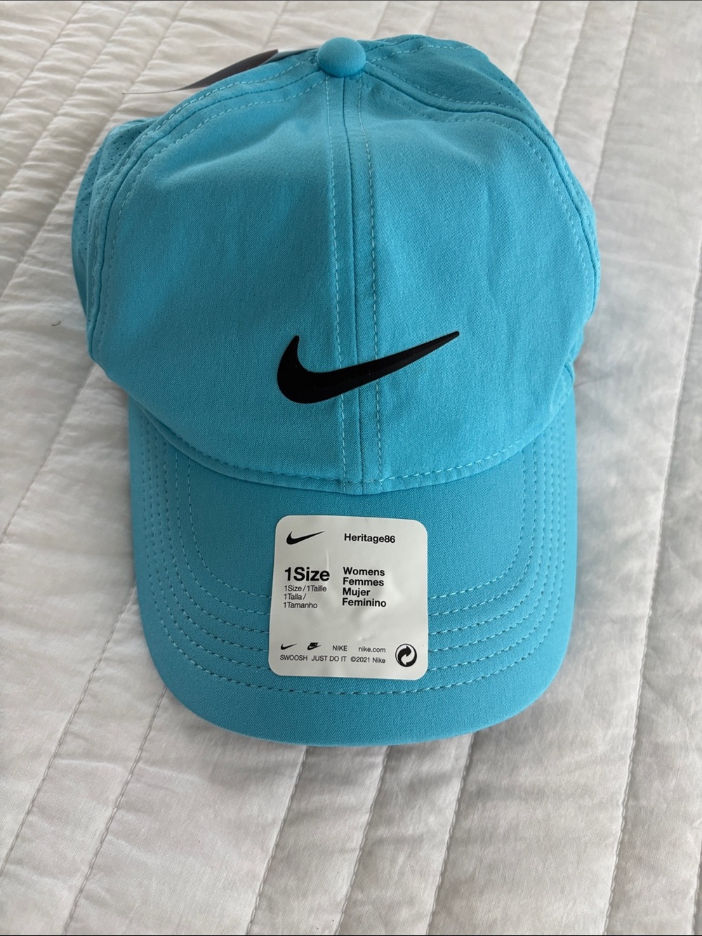 Nike women’s golf cap